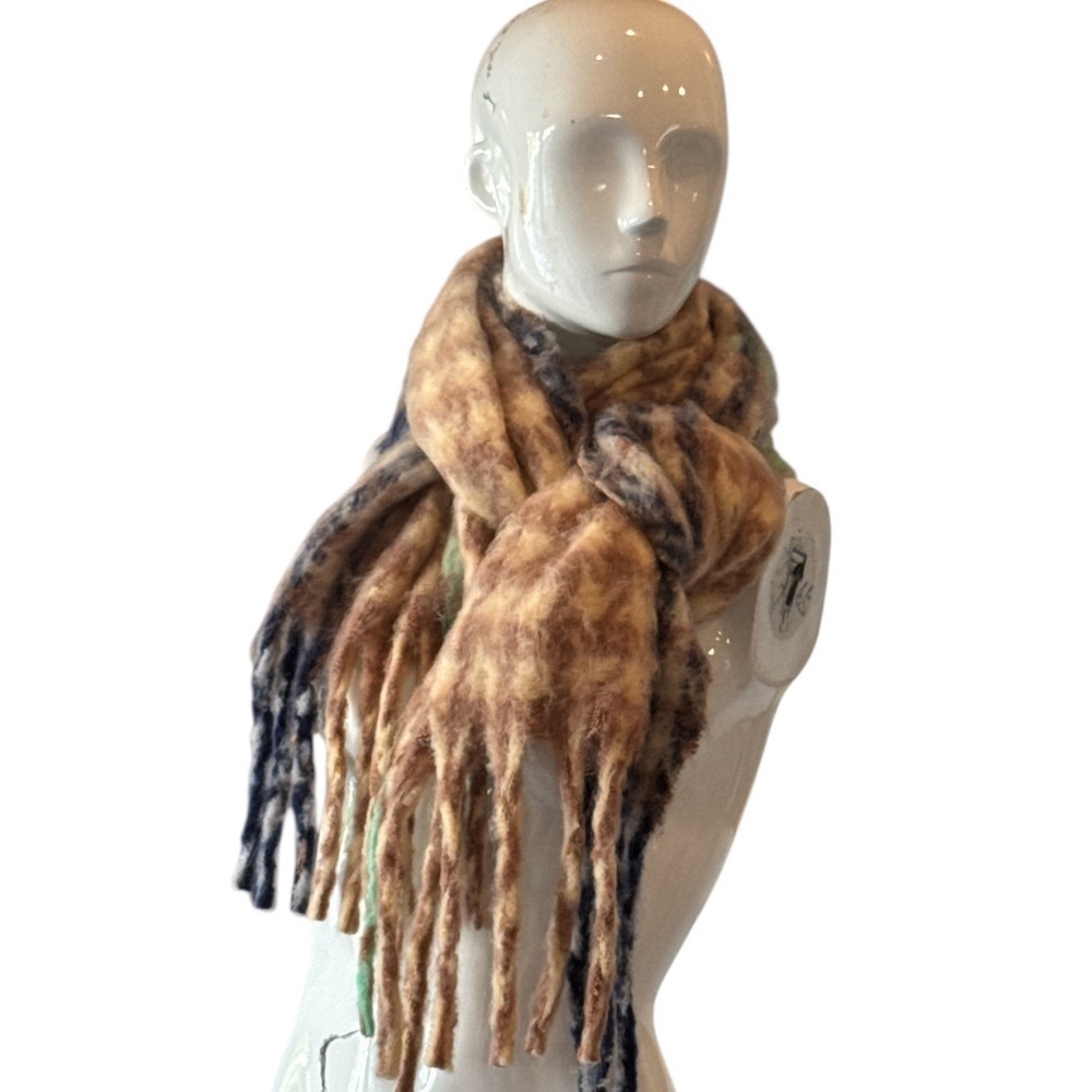 Cozy Tan Multicolored Houndstooth Fringe Blanket Scarf or Wrap Size OS - Picture 2 of 9